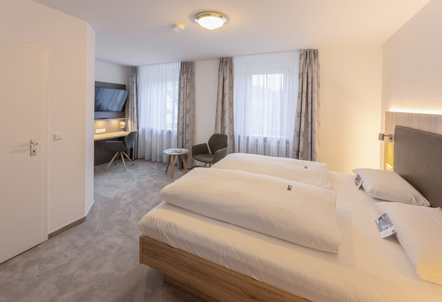 Flair Hotel Gasthof Hirsch Zimmer 08192024 013