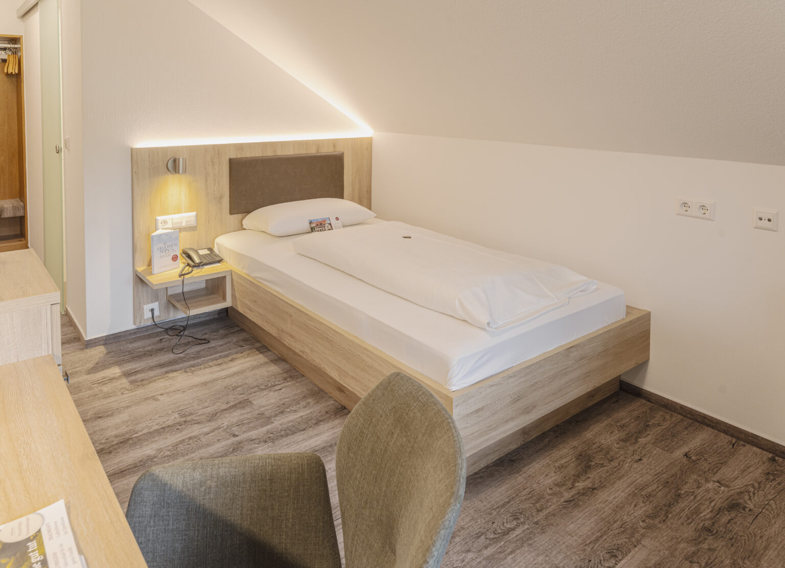 Flair Hotel Gasthof Hirsch Zimmer 08192024 164